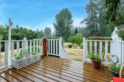 2245 Schulz Rd, Black Creek, BC 