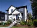 #9-10145 Fifth St, Sidney, BC 