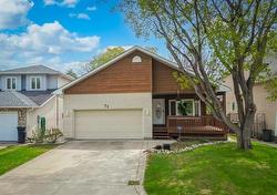 74 Bethune WAY  Winnipeg, MB R2M 5P5