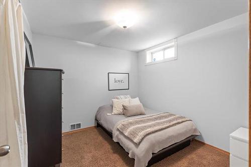 74 Bethune Way, Winnipeg, MB 