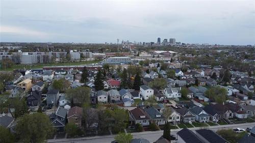 384 Martin Ave, Winnipeg, MB 