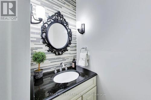 128 Roser Crescent, Clarington, ON - Indoor Photo Showing Bathroom