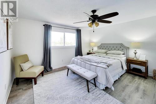 128 Roser Crescent, Clarington, ON - Indoor Photo Showing Bedroom