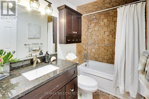 128 Roser Crescent, Clarington, ON - Indoor Photo Showing Bathroom