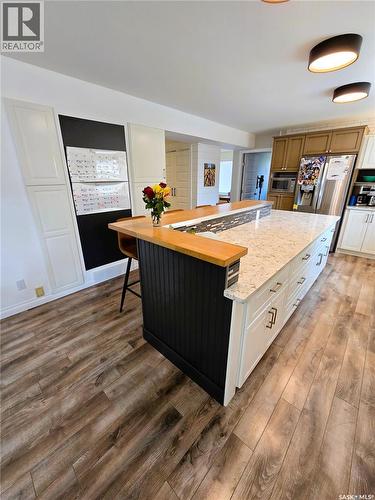 528 Dieppe Drive, Weyburn, SK - Indoor