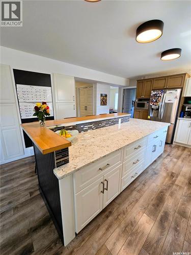 528 Dieppe Drive, Weyburn, SK - Indoor