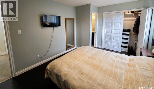 528 Dieppe Drive, Weyburn, SK - Indoor Photo Showing Bedroom