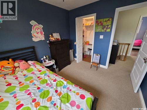 528 Dieppe Drive, Weyburn, SK - Indoor Photo Showing Bedroom