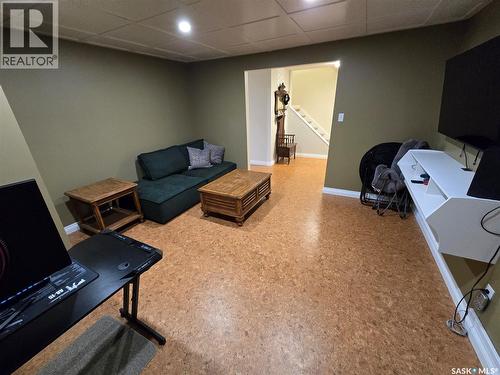 528 Dieppe Drive, Weyburn, SK - Indoor