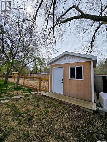 528 Dieppe Drive, Weyburn, SK - Outdoor