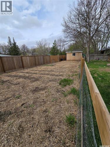 528 Dieppe Drive, Weyburn, SK - Outdoor