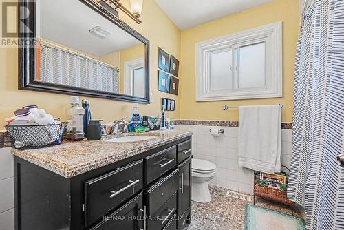 296 Britannia Road, Ottawa, ON - Indoor Photo Showing Bathroom