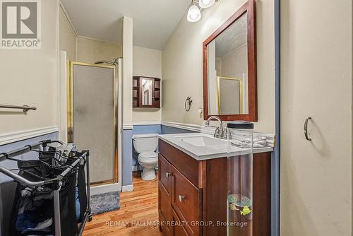 296 Britannia Road, Ottawa, ON - Indoor Photo Showing Bathroom