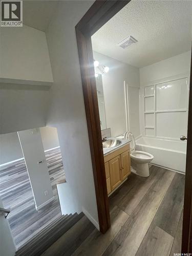 1510 Mckercher Drive, Saskatoon, SK - Indoor Photo Showing Bathroom
