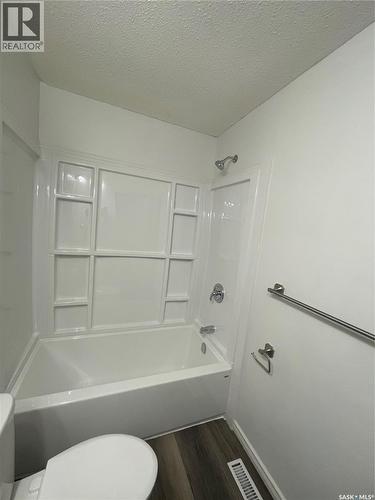 1510 Mckercher Drive, Saskatoon, SK - Indoor Photo Showing Bathroom