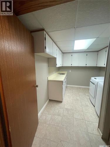 1510 Mckercher Drive, Saskatoon, SK - Indoor