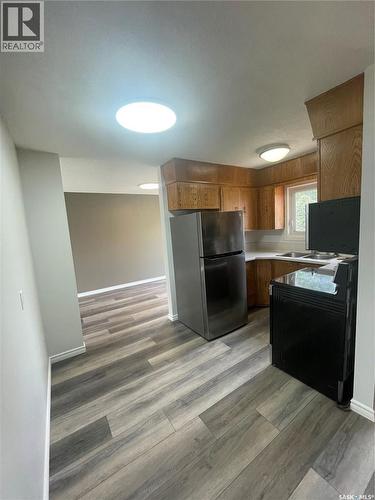 1510 Mckercher Drive, Saskatoon, SK - Indoor Photo Showing Kitchen