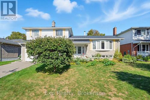 52 BAYVIEW CRESCENT  Cobourg, ON K9A 4C6
