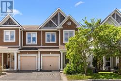 348 HILLSBORO PRIVATE  Ottawa, ON K2M 3B1