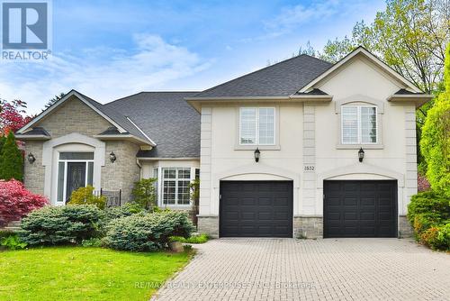 1832 Chesbro Court, Mississauga, ON - Outdoor With Facade