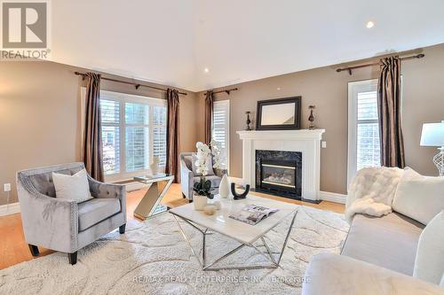 1832 Chesbro Court, Mississauga, ON - Indoor Photo Showing Living Room With Fireplace