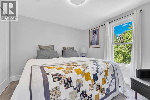 712 Gladstone, Windsor, ON - Indoor Photo Showing Bedroom