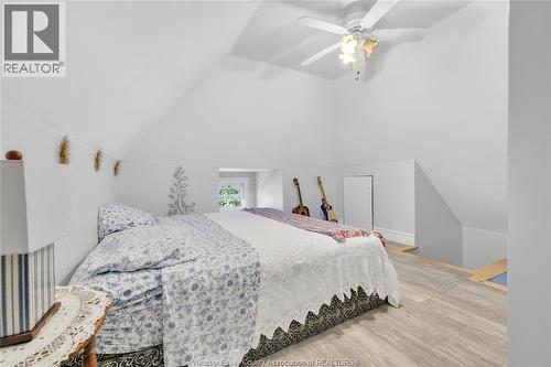 712 Gladstone, Windsor, ON - Indoor Photo Showing Bedroom
