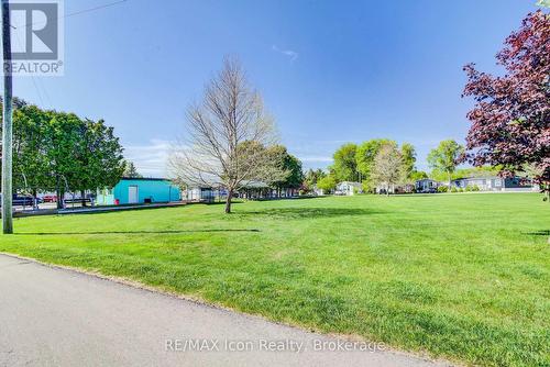 11 Hemlock Crescent, Puslinch, ON - Outdoor