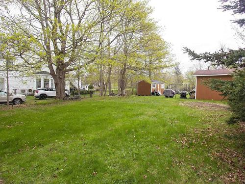 159 Victoria Street E, Amherst, NS 