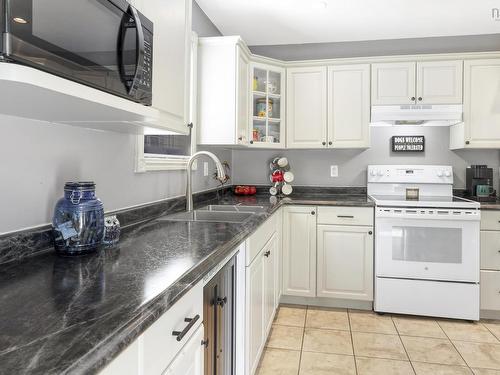 277 Victoria Road, Lunenburg, NS 