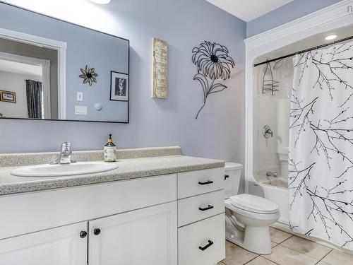 277 Victoria Road, Lunenburg, NS 