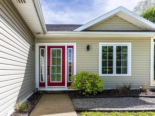 277 Victoria Road, Lunenburg, NS 