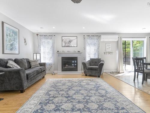 277 Victoria Road, Lunenburg, NS 