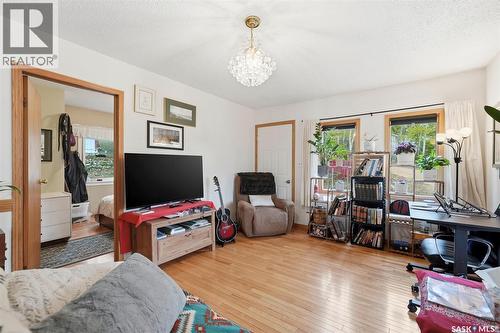 107-109 Shawondasse Drive, Manitou Beach, SK - Indoor