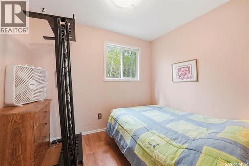 107-109 Shawondasse Drive, Manitou Beach, SK - Indoor Photo Showing Bedroom