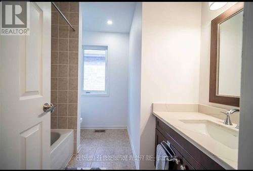 Upper - 165 Emick Drive, Hamilton, ON - Indoor Photo Showing Bathroom