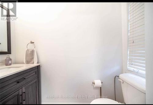 Upper - 165 Emick Drive, Hamilton, ON - Indoor Photo Showing Bathroom