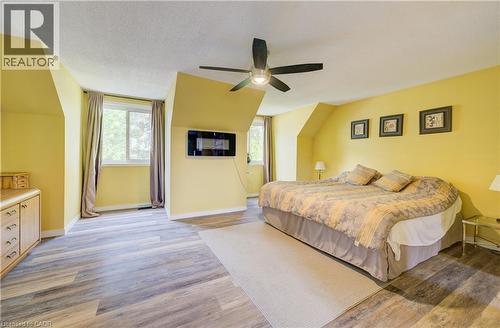 341 Cooper Street, Cambridge, ON - Indoor Photo Showing Bedroom