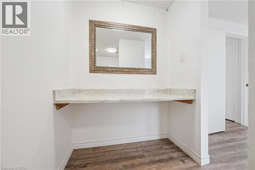 2432 Malcolm Crescent, Burlington, ON - Indoor