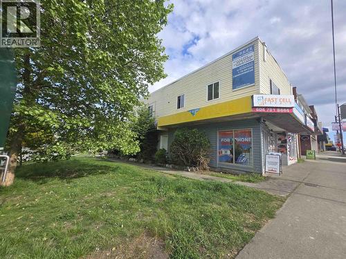 4902 Victoria Drive, Vancouver, BC - Outdoor