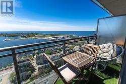 4311 - 11 BRUNEL COURT Toronto, ON M5V 3Y3