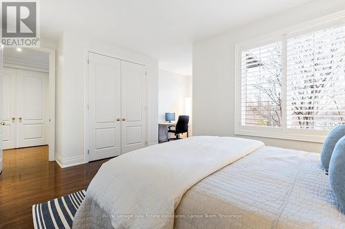 Fifth Bedroom with Office Nook - 562 Gladwyne Court, Mississauga, ON - Indoor Photo Showing Bedroom