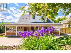 306 10th Avenue N Creston, BC V0B 1G0