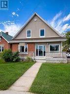 18 LINDSAY STREET Kawartha Lakes (Fenelon Falls), ON K0M 1N0