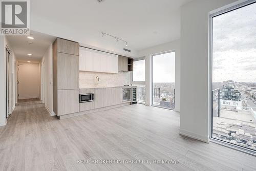 1106 - 2020 BATHURST STREET  Toronto, ON M5P 0A6
