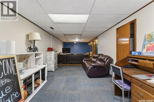 413 Vancouver Avenue N, Saskatoon, SK - Indoor