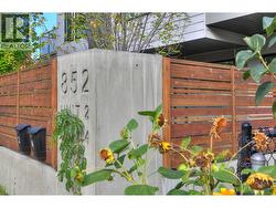 852 Stockwell Avenue Unit# 2 Kelowna, BC V1Y 6V9