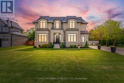 225 PRINCE GEORGE CRESCENT Oakville, ON L6L 6P2