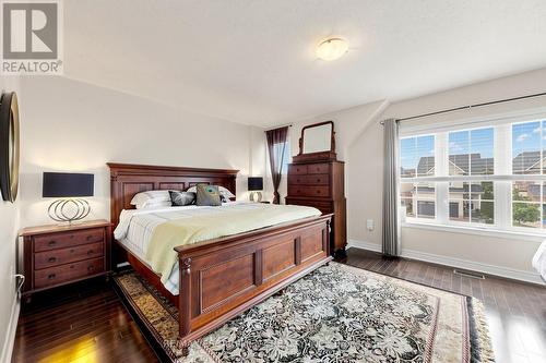 4176 Saunders Crescent, Burlington, ON - Indoor Photo Showing Bedroom