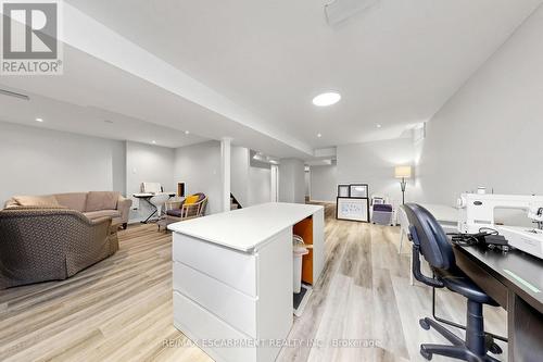 4176 Saunders Crescent, Burlington, ON - Indoor